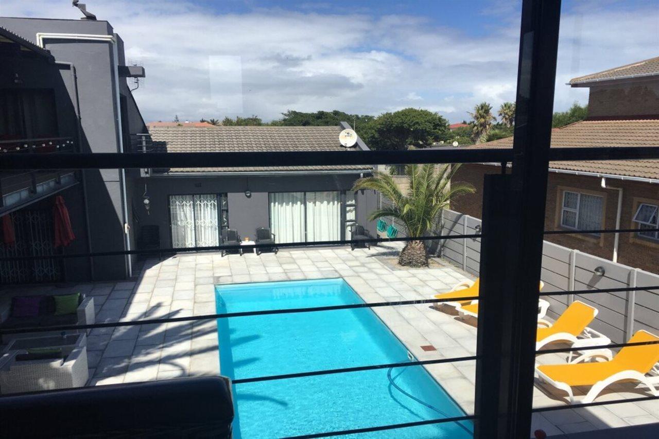 Capetown 4U Guesthouse Блаубергстранд Экстерьер фото