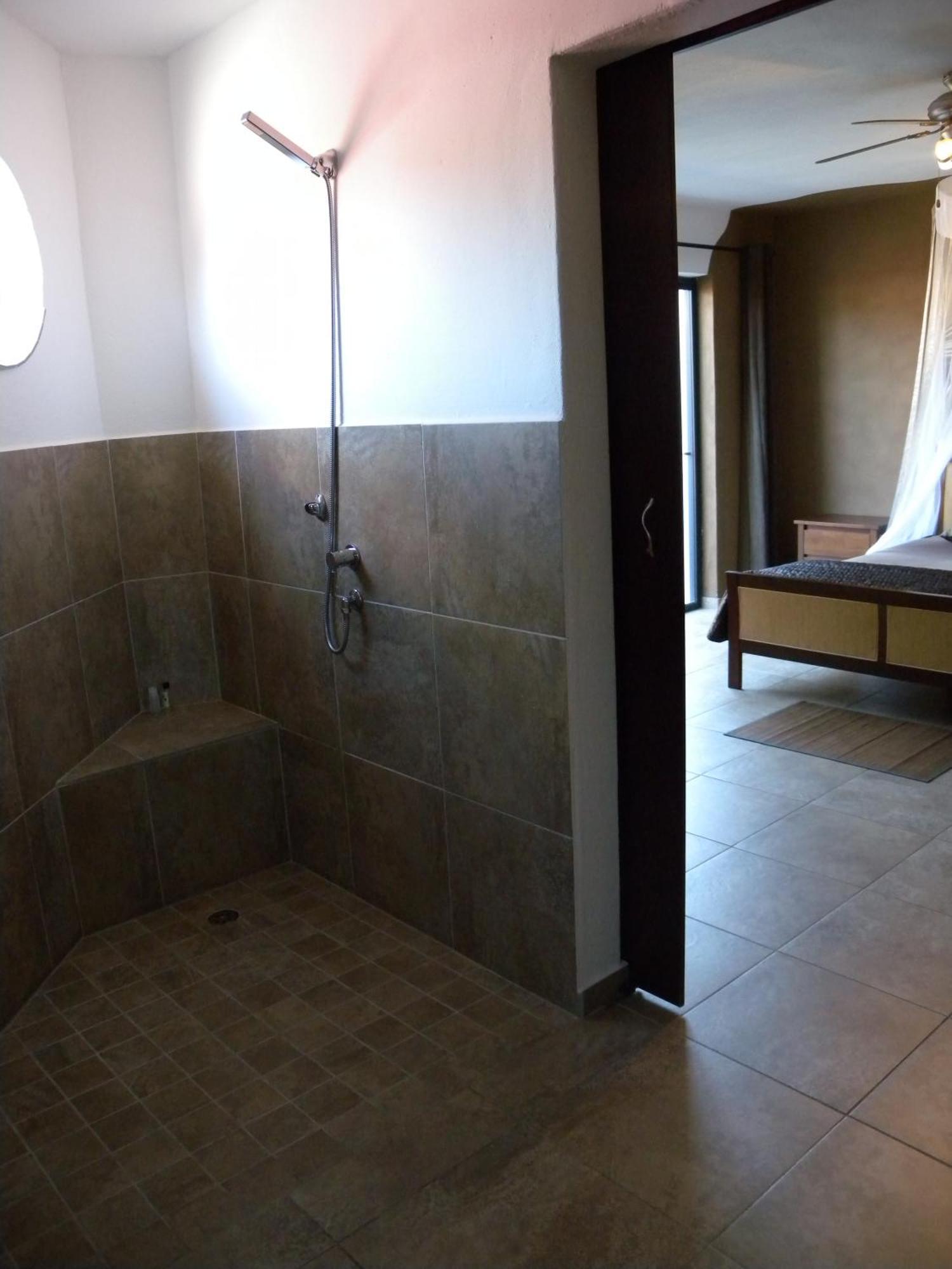 Capetown 4U Guesthouse Блаубергстранд Экстерьер фото