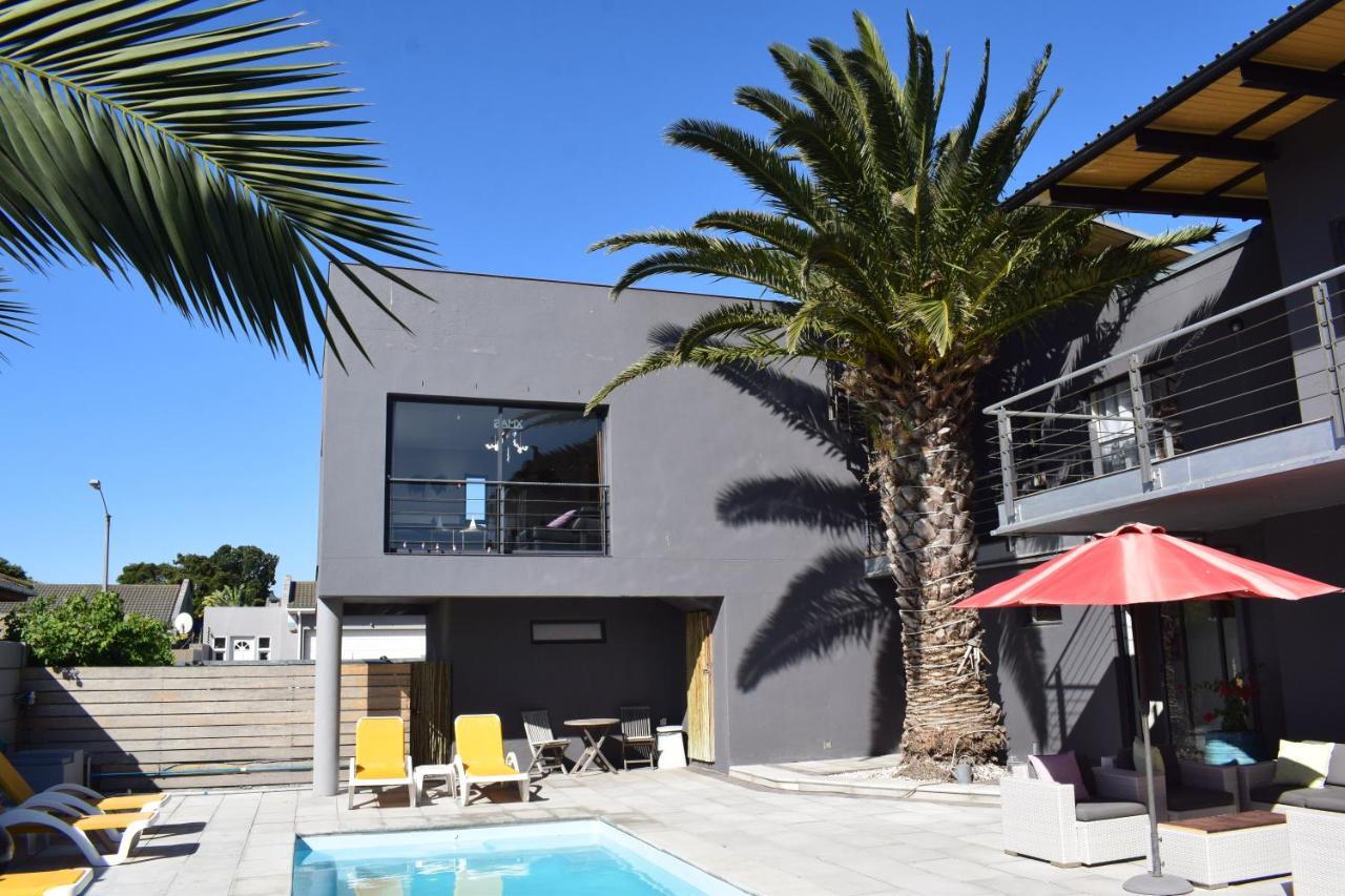 Capetown 4U Guesthouse Блаубергстранд Экстерьер фото